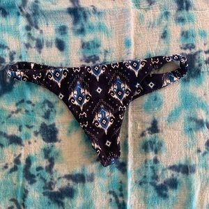 Benoa Swim Bintang Batik Bottoms size M